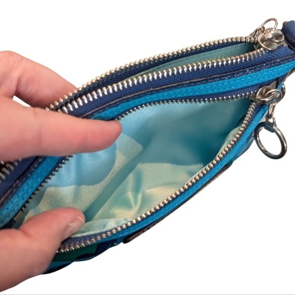 Coach Poppy Wristlet/Small Purse - Picture 4 of 12